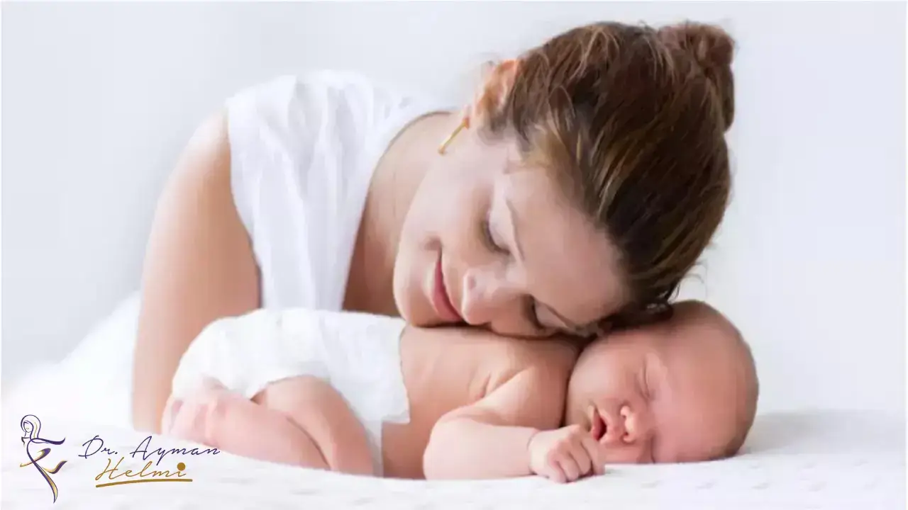 هل عملية تكبير الثدي تؤثر على الرضاعة
